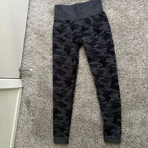 Gymshark Original Camo Seamless Leggings Size S